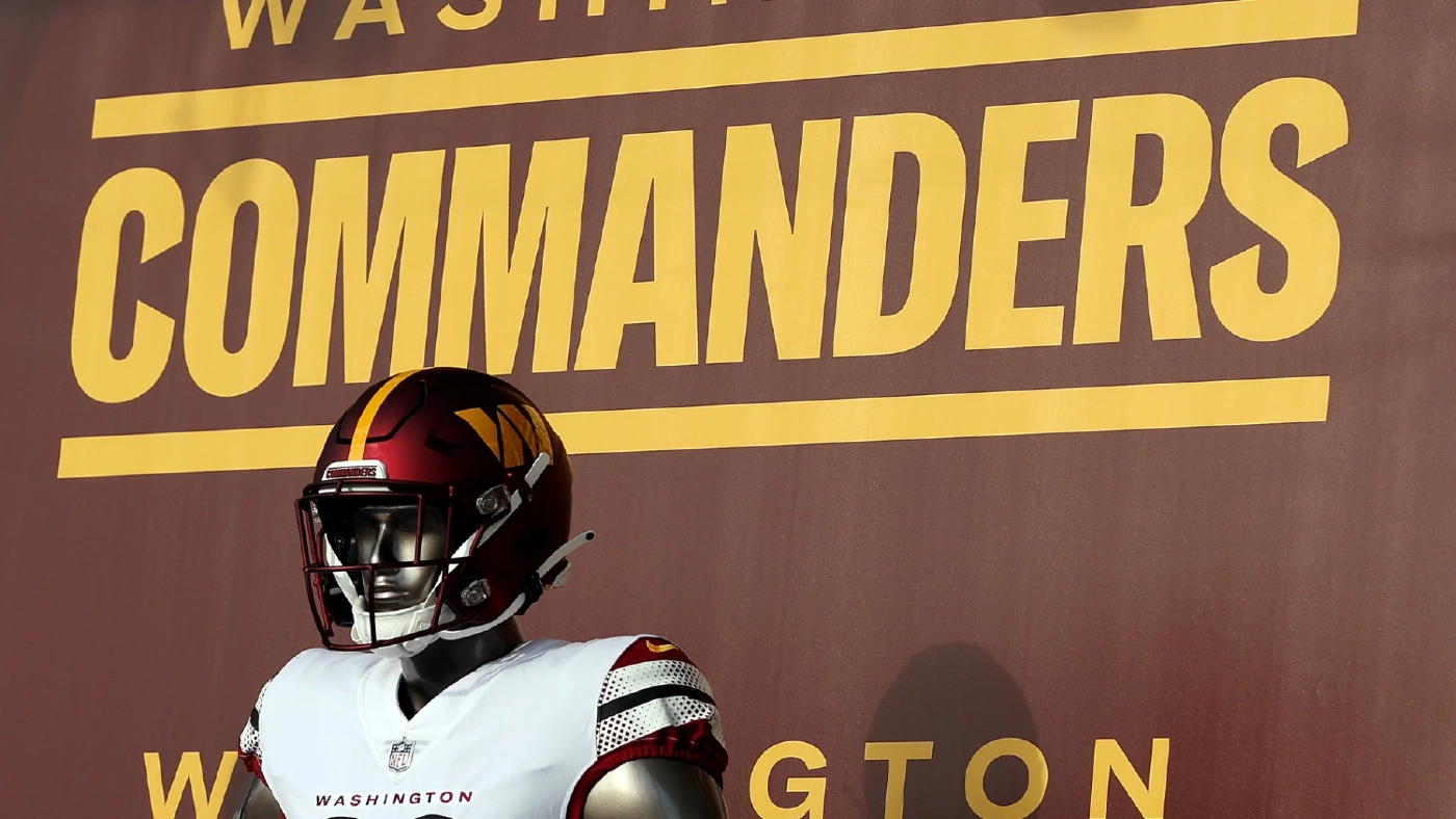 ปิดตำนานเรดสกินส์! เปิดตัวชื่อใหม่ "วอชิงตัน คอมมานเดอร์ส" ปิดตำนานเรดสกินส์! เปิดตัวชื่อใหม่ "วอชิงตัน คอมมานเดอร์ส"