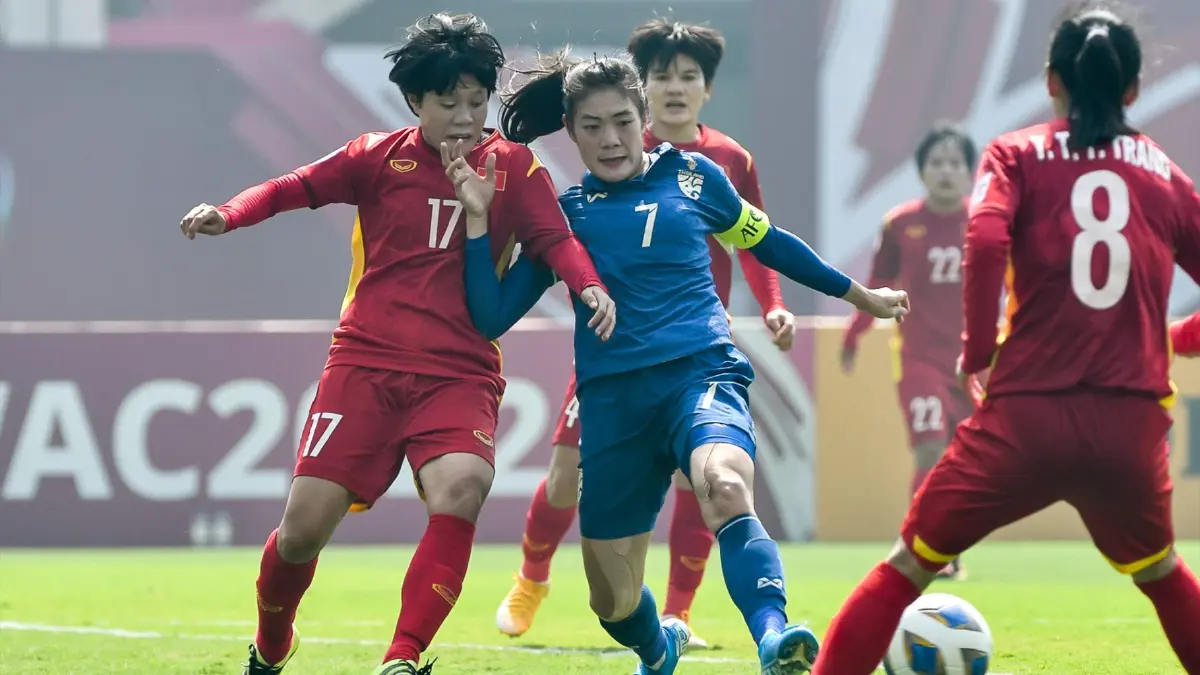 "ชบาแก้ว" 10 คนพ่ายเวียดนาม 0-2 ศึกชิงแชมป์เอเชียรอบเพลย์ออฟ