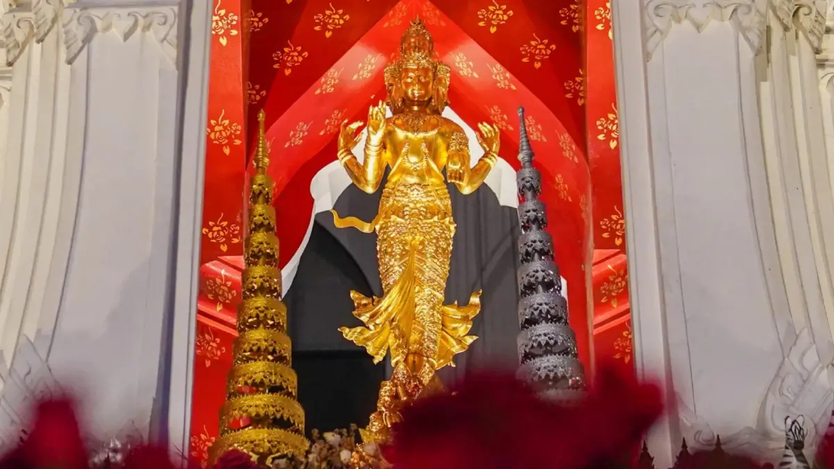 5 สถานที่ขอพร ที่ลือเลื่องในด้านความรัก ถ้าไม่เชื่อควรต้องไปลอง 5 สถานที่ขอพร ที่ลือเลื่องในด้านความรัก ถ้าไม่เชื่อควรต้องไปลอง