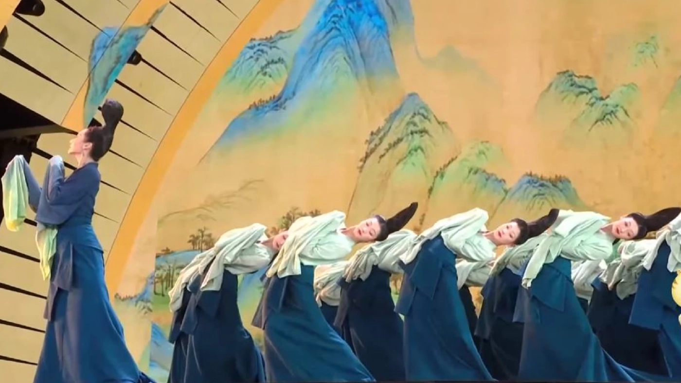 การแสดงพลิ้วไหวจนกลายเป็นไวรัลในจีน การแสดงพลิ้วไหวจนกลายเป็นไวรัลในจีน