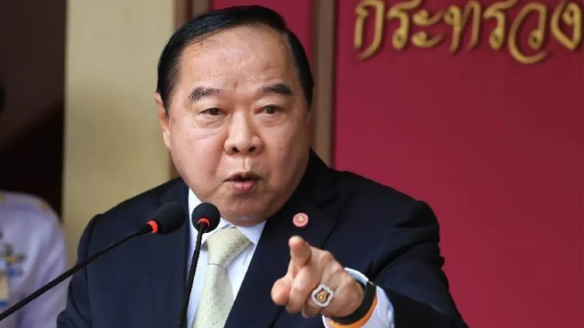 "บิ๊กป้อม"ยันไม่คิดนั่งมท.1-ปัดย้ายร่วมเศรษฐกิจไทย "บิ๊กป้อม"ยันไม่คิดนั่งมท.1-ปัดย้ายร่วมเศรษฐกิจไทย