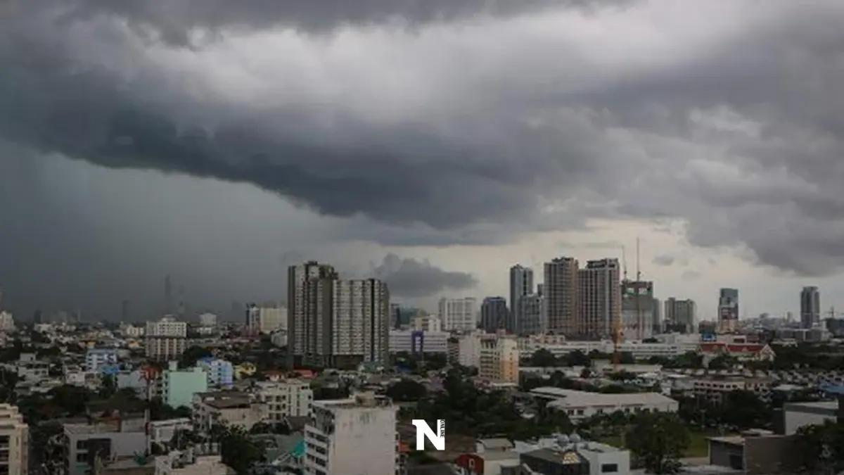 สภาพอากาศวันพรุ่งนี้ กรมอุตุฯเตือน 46 จว.-กทม.มีฝนฟ้าคะนอง ลมแรง สภาพอากาศวันพรุ่งนี้ กรมอุตุฯเตือน 46 จว.-กทม.มีฝนฟ้าคะนอง ลมแรง