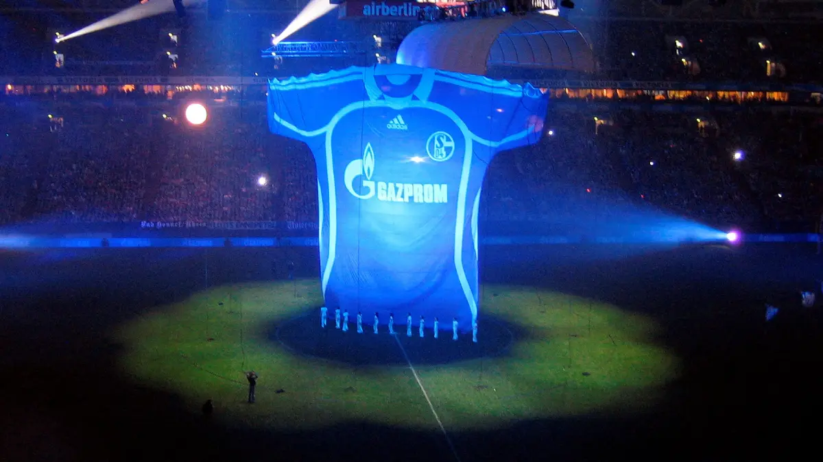 ชาลเก้ถอด "กาซพรอม" จากอกเสื้อ ปมวิกฤต "รัสเซีย-ยูเครน" ชาลเก้ถอด "กาซพรอม" จากอกเสื้อ ปมวิกฤต "รัสเซีย-ยูเครน"