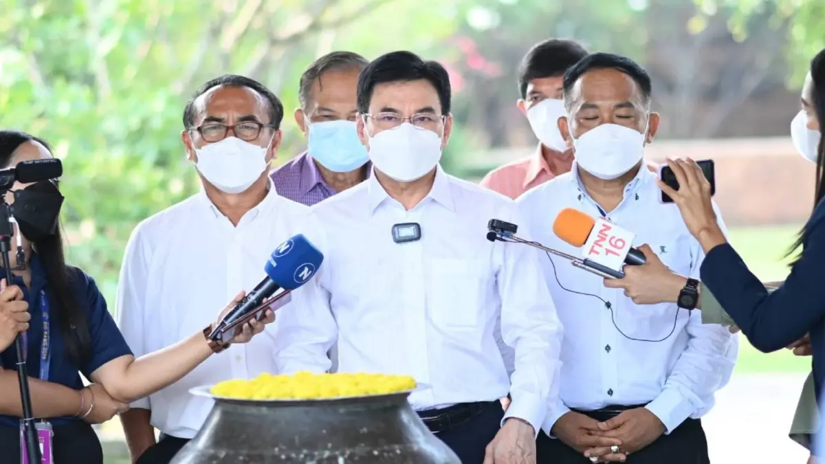 "จุรินทร์" เชื่อ ยังไม่ยุบสภาฯ ตอนนี้ ชี้ ขึ้นอยู่กับนายกรัฐมนตรี "จุรินทร์" เชื่อ ยังไม่ยุบสภาฯ ตอนนี้ ชี้ ขึ้นอยู่กับนายกรัฐมนตรี