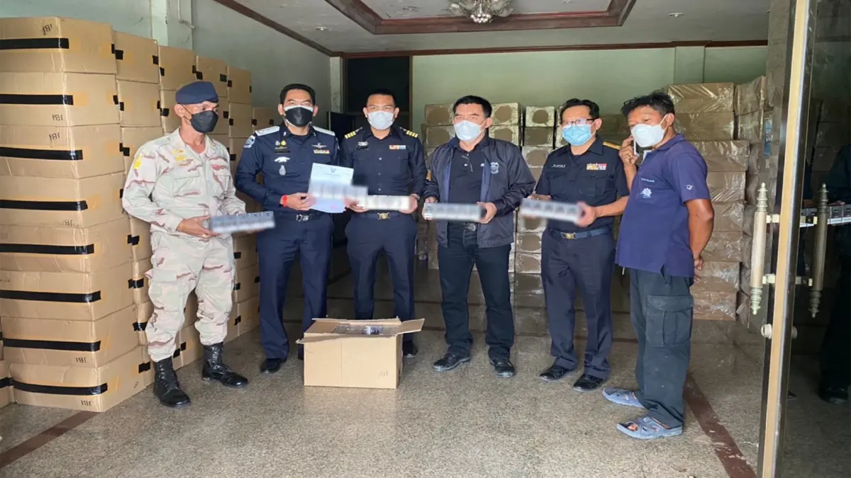 DSI  สนธิกำลังเข้าตรวจค้น ยึดบุหรี่และสุราเถื่อนเลี่ยงภาษี กว่า 500 ล้านบาท