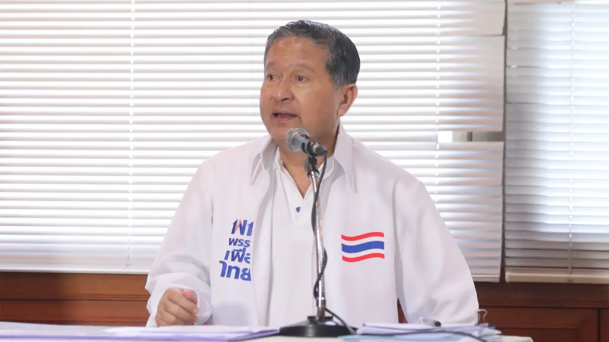 “เฉลิม” ลั่น ถ้าไม่หยุด เตรียมปราศัยนอกสภา “เฉลิม” ลั่น ถ้าไม่หยุด เตรียมปราศัยนอกสภา
