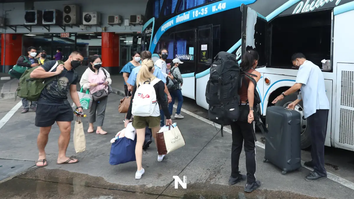 บขส. คุมเข้มปลอดภัยสงกรานต์ คาดประชาชนเดินทาง 4 หมื่นคน/วัน