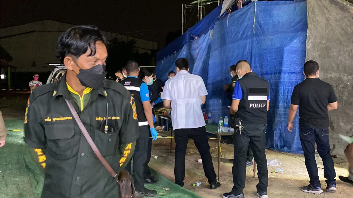 ตร.ล่า "โจ๋หัวร้อน" เขม่นวงเหล้าชักมีดไล่แทงหนุ่มคู่อริเสียชีวิต ตร.ล่า "โจ๋หัวร้อน" เขม่นวงเหล้าชักมีดไล่แทงหนุ่มคู่อริเสียชีวิต