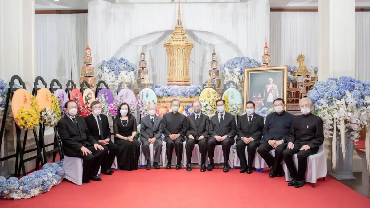 "ชวน-อดีตผู้ว่าฯธปท.-อดีตผอ.WTO" ร่วมสวดพระอภิธรรม "พิชัย รัตตกุล" "ชวน-อดีตผู้ว่าฯธปท.-อดีตผอ.WTO" ร่วมสวดพระอภิธรรม "พิชัย รัตตกุล"