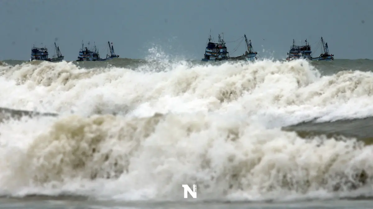 กรมอุตุฯ ประกาศฉ.6 เตือน 22 มี.ค. ฝนฟ้าคะนอง คลื่นสูง เรือเล็กงดออกจากฝั่ง