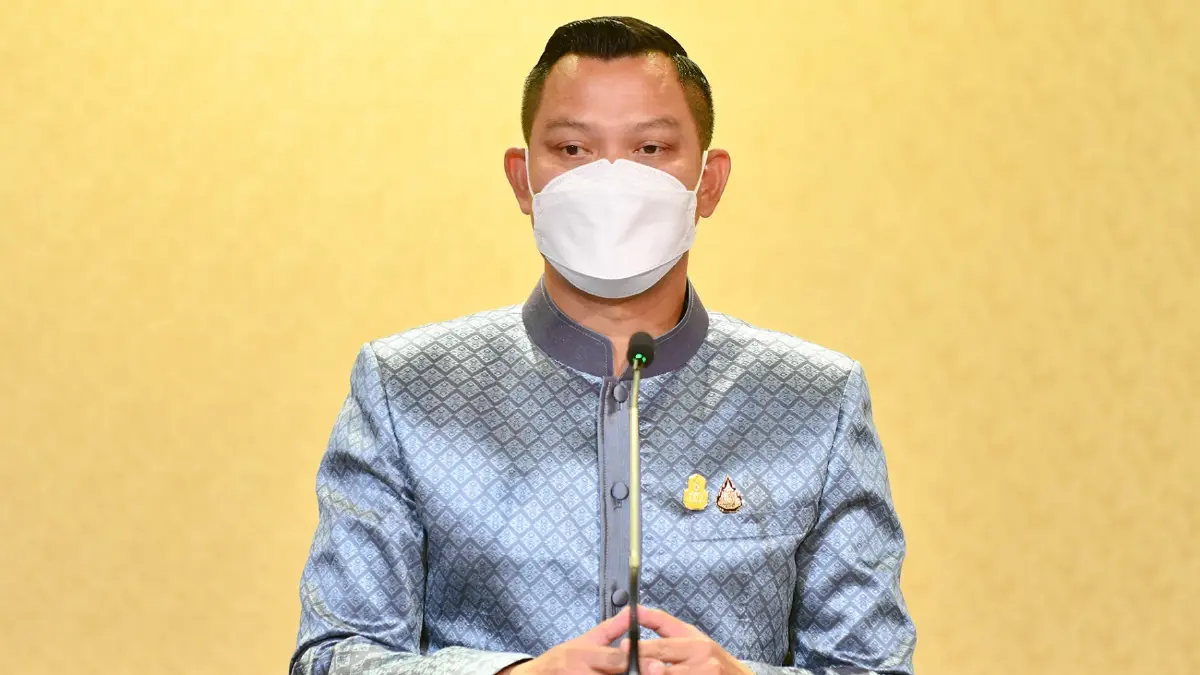 ศบค.จ่อเคาะแผนปรับโควิด เป็น "โรคประจำถิ่น" ศุกร์นี้ ลุ้นคลายล็อกเพิ่มเติม ศบค.จ่อเคาะแผนปรับโควิด เป็น "โรคประจำถิ่น" ศุกร์นี้ ลุ้นคลายล็อกเพิ่มเติม