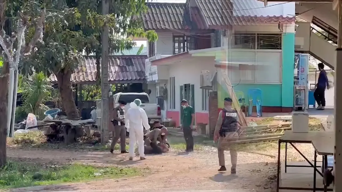 หนุ่มจิตหลอนบุกโรงพยาบาลขู่จะเผาและจะฆ่าเจ้าหน้าที่