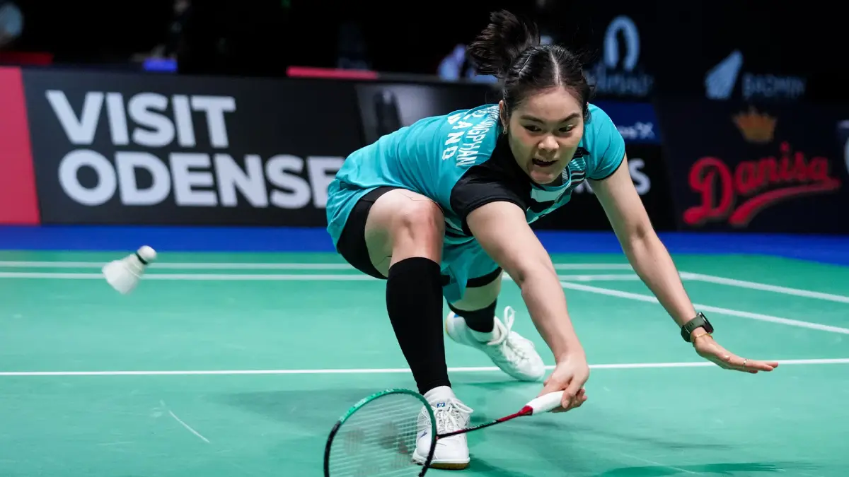 "ครีม บุศนันทน์"พ่ายสินธุ0-2เกมได้รองแชมป์สวิสโอเพ่น "ครีม บุศนันทน์"พ่ายสินธุ0-2เกมได้รองแชมป์สวิสโอเพ่น