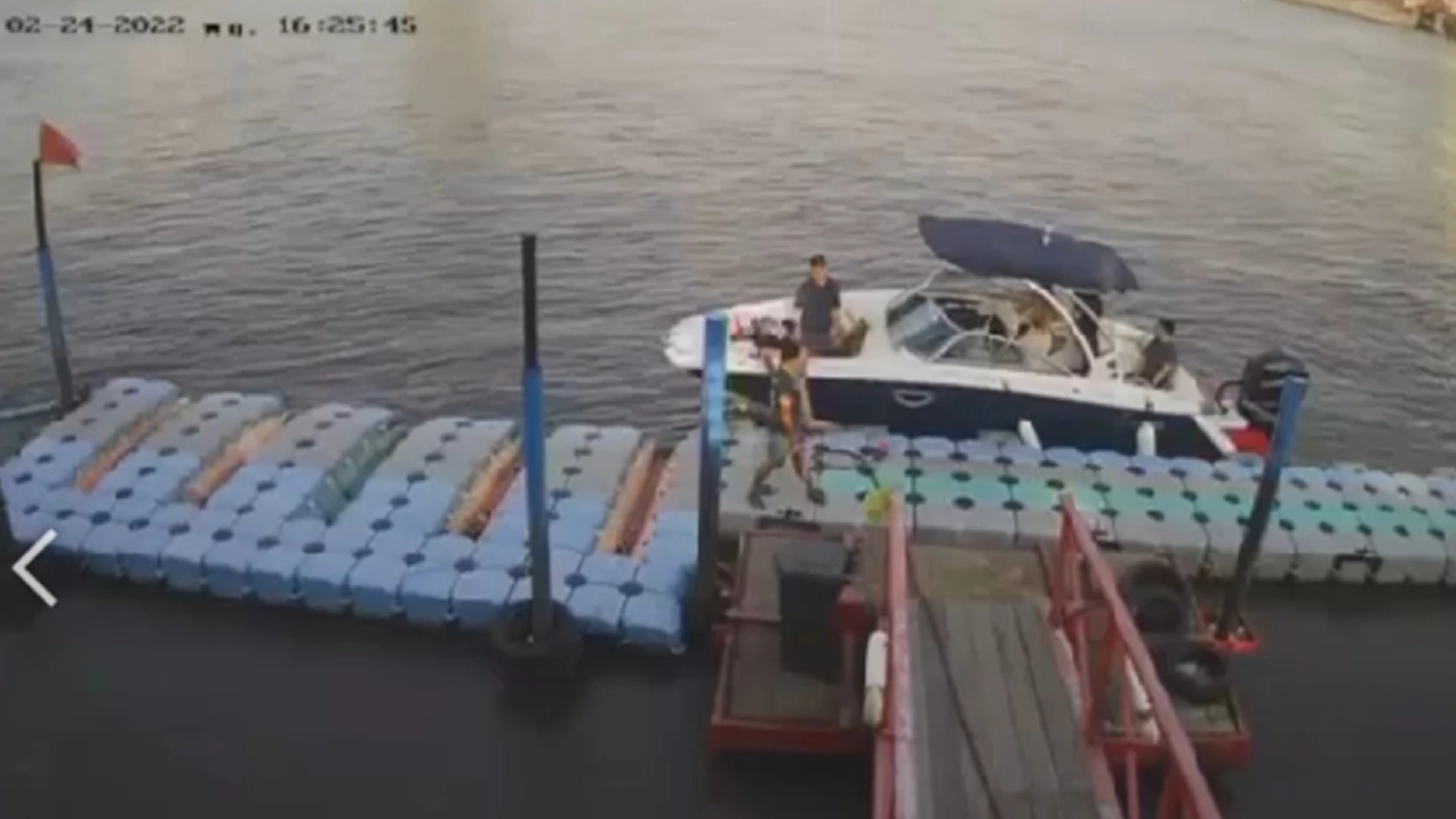 เปิดภาพวงจรปิดล่าสุด คดี"แตงโม นิดา" แวะเติมน้ำมันร้านเจ็ทสกี