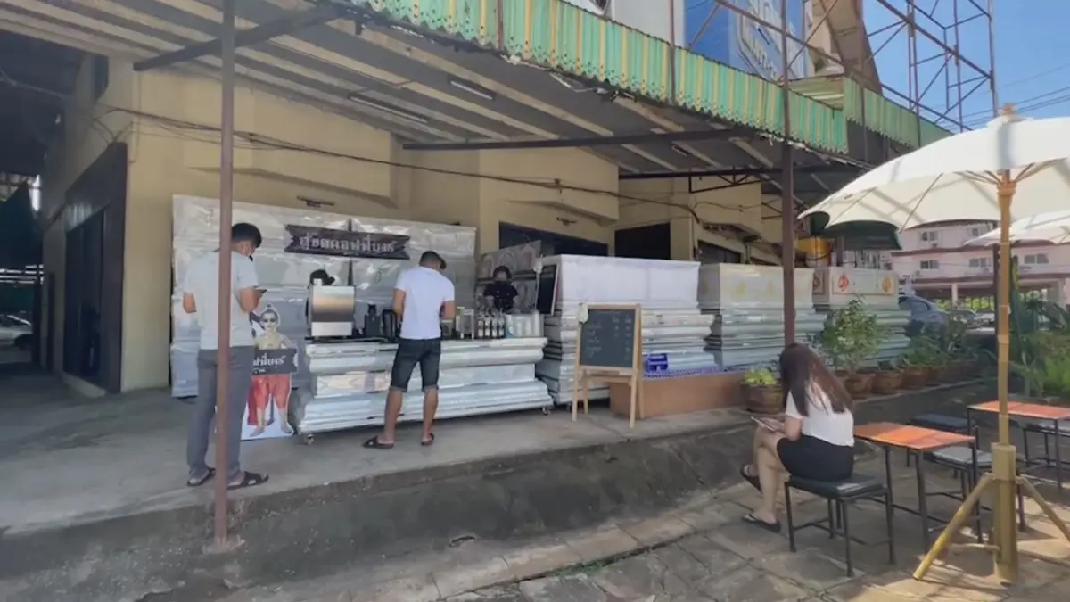 ฮือฮาหนุ่มไอเดียเจ๋ง เนรมิตกิจการโลงศพเป็นร้านกาแฟ "สู่ขิตคอฟฟี่บาร์"