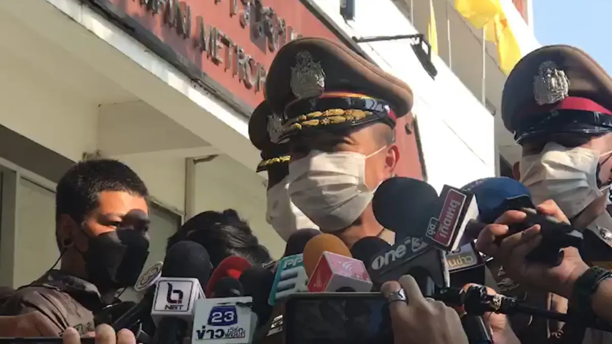 "รองผบช.น." ยันไม่เลือกปฏิบัติ "คดีนักการเมือง" ลวนลามสาว "รองผบช.น." ยันไม่เลือกปฏิบัติ "คดีนักการเมือง" ลวนลามสาว