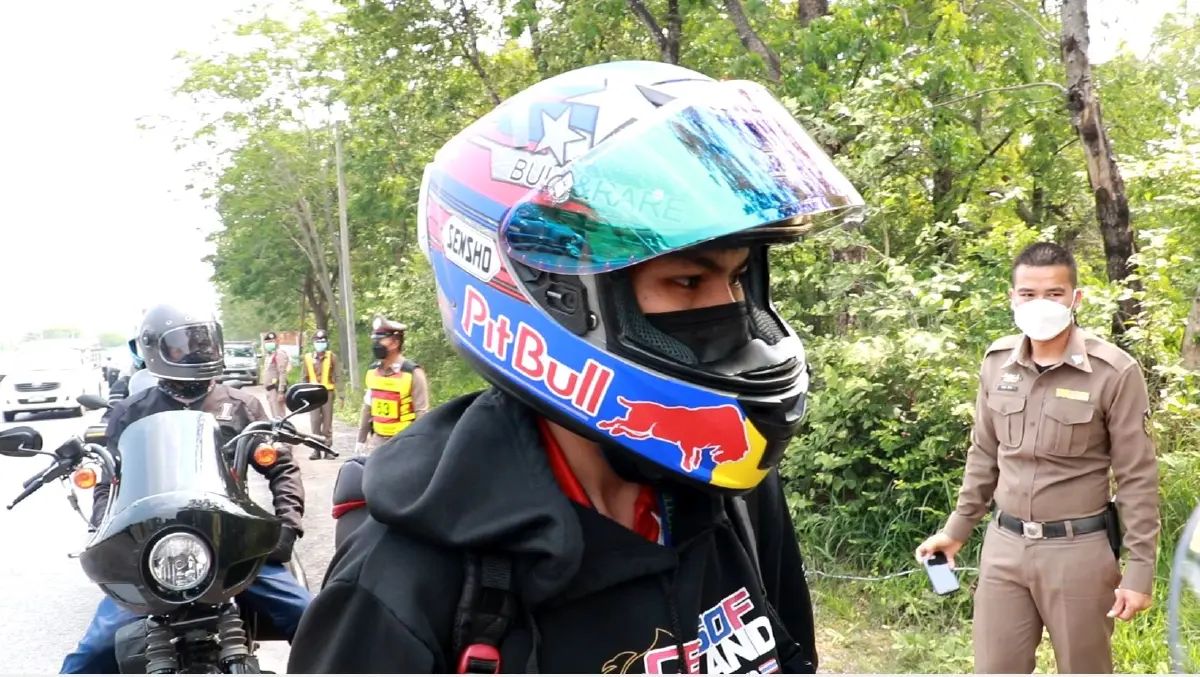 ผวาโควิด ปชช.แห่ใช้รถส่วนตัวกลับสงกรานต์ ไม่เว้นแม้แต่จยย.