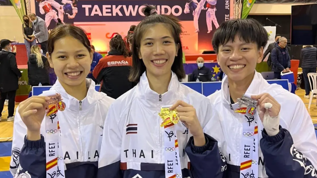 "เทนนิส พาณิภัค" ผงาดคว้าทองศึกเทควันโดที่สเปน "เทนนิส พาณิภัค" ผงาดคว้าทองศึกเทควันโดที่สเปน