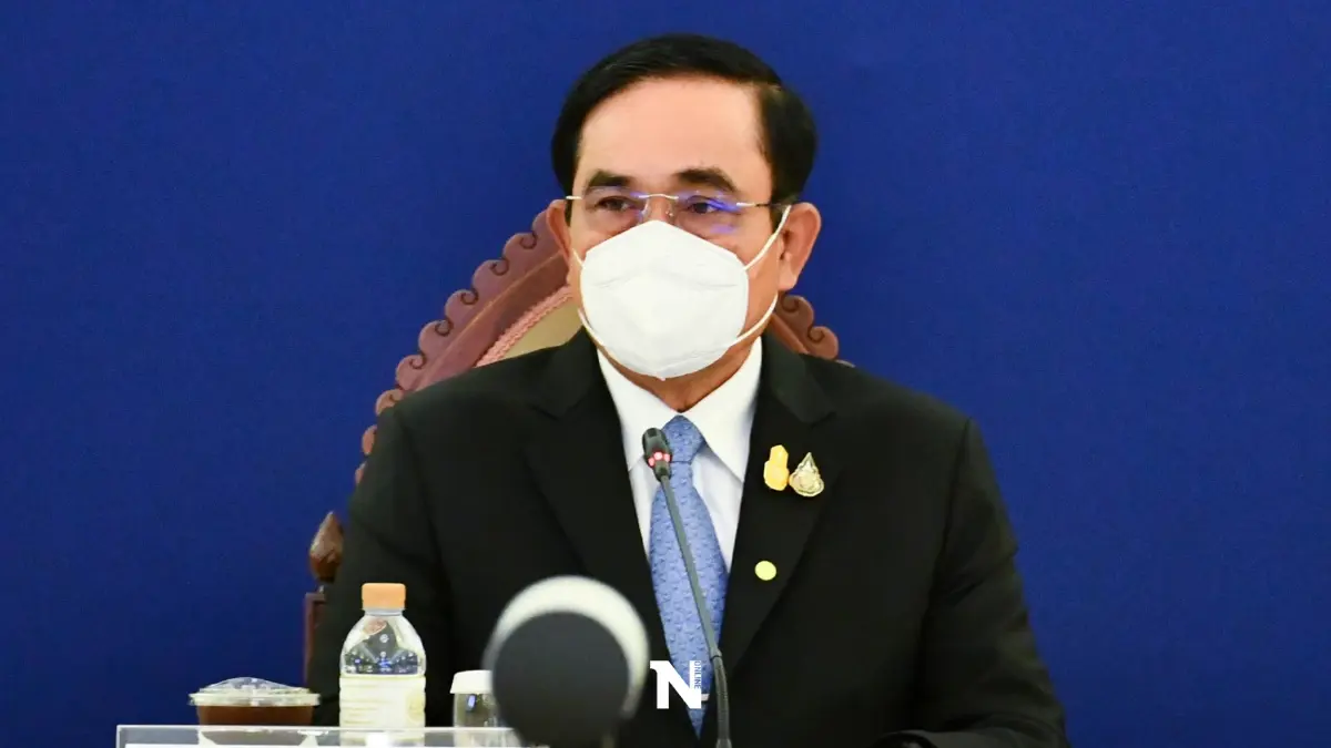 นายกฯ นั่งหัวโต๊ะ ศบค. ถกผ่อนคลายมาตรการ พร้อมประเมินโควิดหลังสงกรานต์ นายกฯ นั่งหัวโต๊ะ ศบค. ถกผ่อนคลายมาตรการ พร้อมประเมินโควิดหลังสงกรานต์