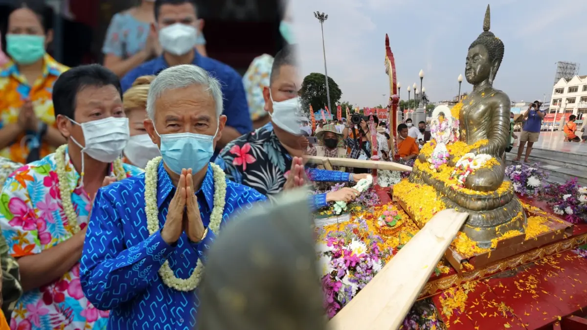 “สุวัจน์” เป็นประธานมหาสงกรานต์โคราช แห่พระคันธารราฐ ลอดซุ้มประตูเมือง “สุวัจน์” เป็นประธานมหาสงกรานต์โคราช แห่พระคันธารราฐ ลอดซุ้มประตูเมือง