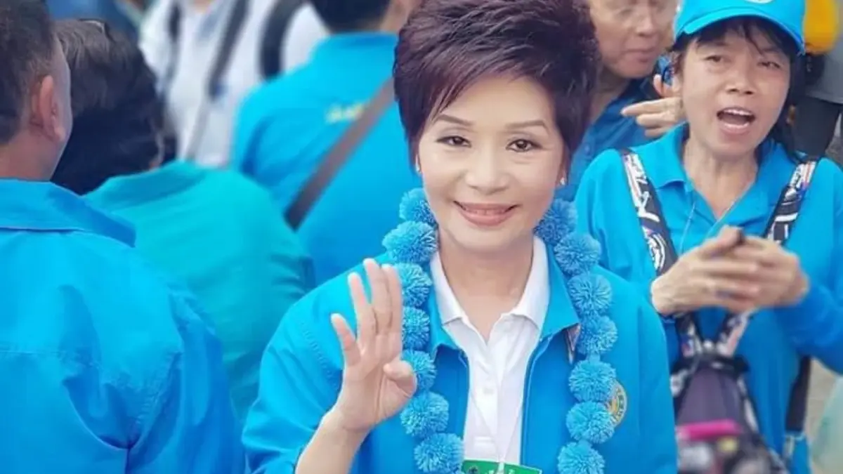 “อรอนงค์” ไขก็อก กก.บห.ปชป. อีกราย เตรียมยื่นหลัง 22 พ.ค. “อรอนงค์” ไขก็อก กก.บห.ปชป. อีกราย เตรียมยื่นหลัง 22 พ.ค.