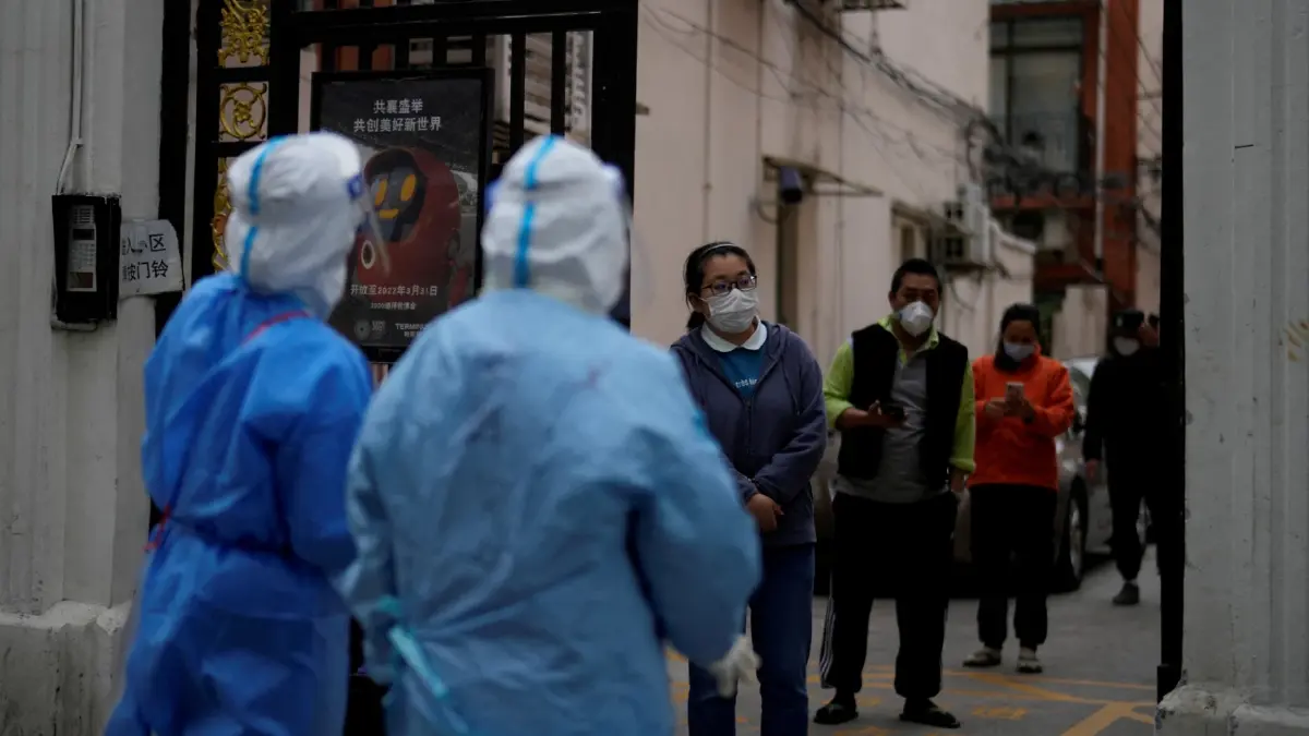 เซี่ยงไฮ้พบผู้ติดโควิดเสียชีวิตสามรายแรก นับตั้งแต่ล็อกดาวน์