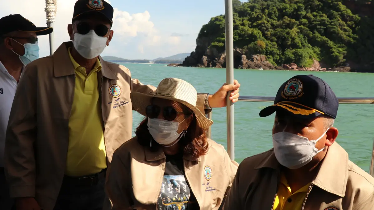 “พิพัฒน์” สำรวจเกาะหนูเกาะแมวเตรียมรับนทท.หลังเลิกเทสแอนด์โก “พิพัฒน์” สำรวจเกาะหนูเกาะแมวเตรียมรับนทท.หลังเลิกเทสแอนด์โก