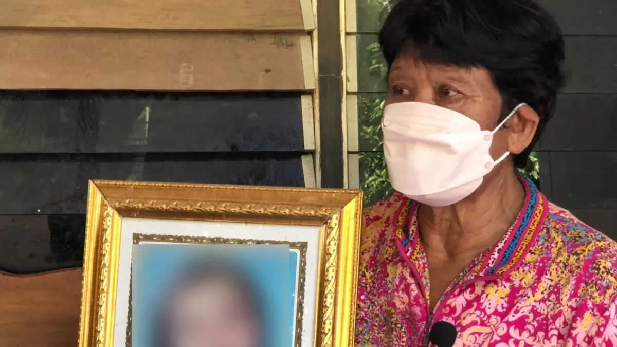 แม่ไม่มีเงินไปฟังคำตัดสิน"ฝรั่งฆ่าลูกทิ้งน้ำ"เสียใจร้องไห้8ปี