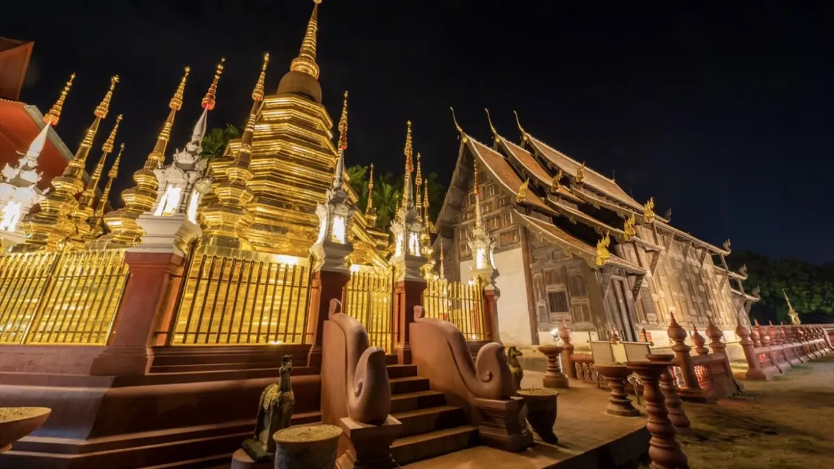 นักท่องเที่ยวเตรียมฟิน ท่องราตรี “เชียงใหม่ Light Up”