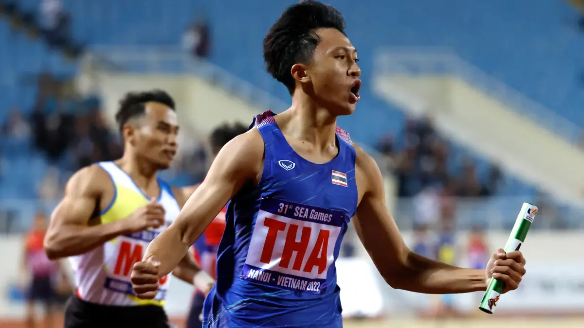 "บิว"พาทีมลมกรดไทยป้องกันแชมป์ 4x100 พร้อมทุบสถิติซีเกมส์ (ชมคลิป)