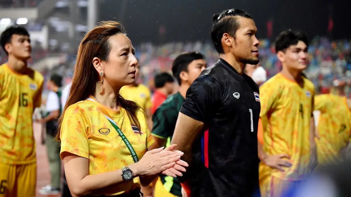 "มาดามแป้ง" ขอโทษแฟนบอลไทยหลังชวดแชมป์ "มาโน" ยันภูมิใจแข้งช้างศึกทุกคน