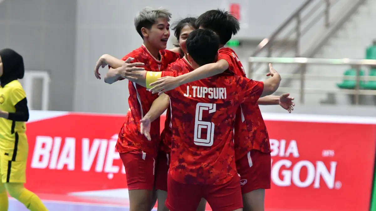 โต๊ะเล็กสาวไทยถลุงมาเลเซีย 4-0 ศึกฟุตซอลหญิงซีเกมส์ โต๊ะเล็กสาวไทยถลุงมาเลเซีย 4-0 ศึกฟุตซอลหญิงซีเกมส์