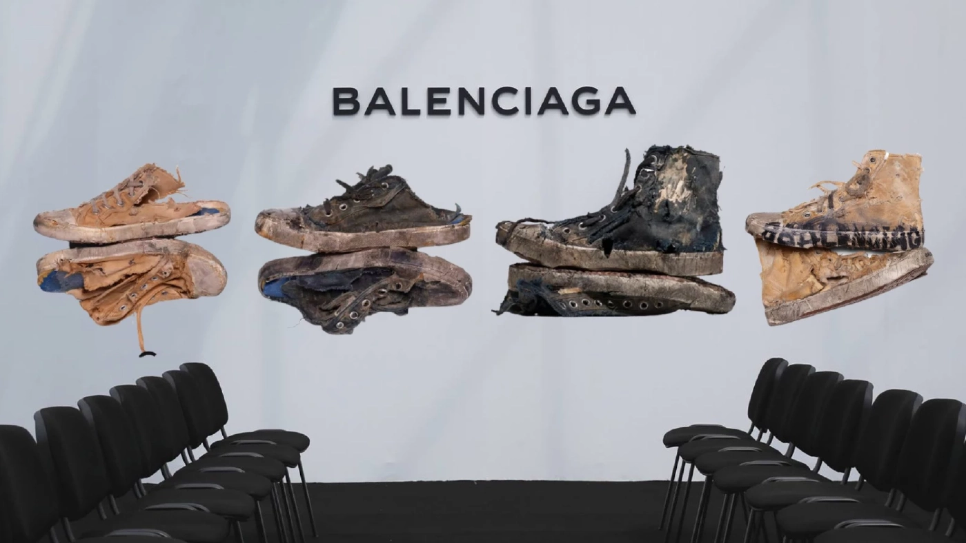 เอาใจสายวินเทจ! เปิดราคารองเท้า "BALENCIAGA" รุ่นใหม่แต่รูปลักษณ์สุดเก่า