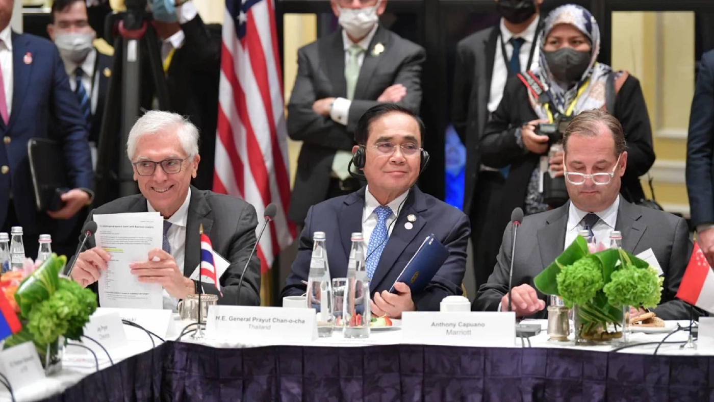 นายกฯ ขายนโยบาย 3 R  พร้อมเชิญชวนภาคเอกชนสรัฐฯมาลงทุน เตรียมพื้นที่ EEC รับ