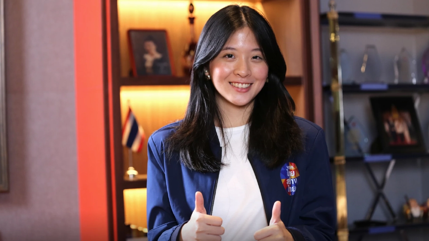 "จินนี่"เปิดหมดใจ คนรุ่นใหม่ กับการตัดสินใจบนสนามการเมือง( คลิป )