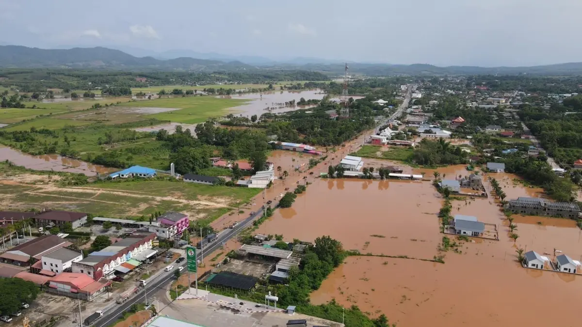 เชียงราย-น้ำป่าไหลหลากเข้าท่วมบ้านเรือน พื้นที่เกษตร เสียหาย หลายอำเภอ เชียงราย-น้ำป่าไหลหลากเข้าท่วมบ้านเรือน พื้นที่เกษตร เสียหาย หลายอำเภอ