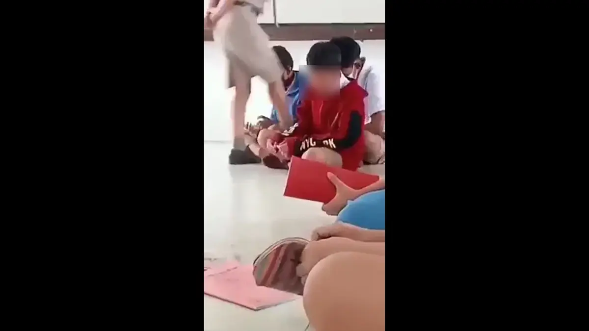 เตรียมตั้งกรรมการสอบครูโรงเรียนดังใช้เท้าเตะนักเรียน