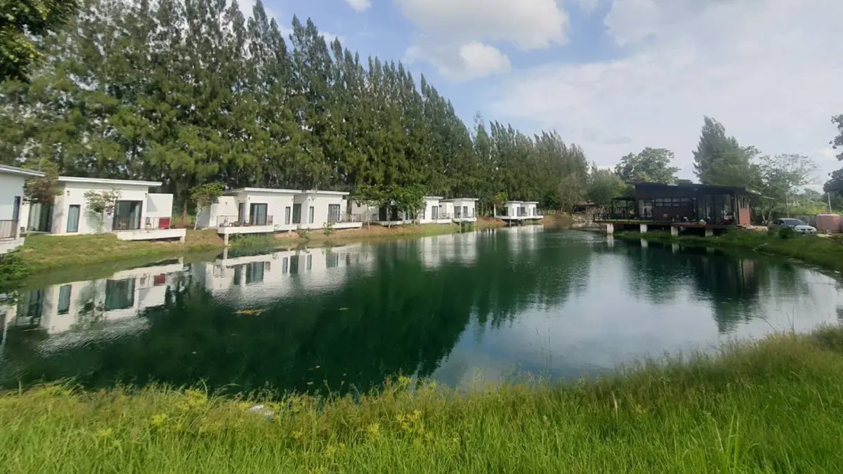 จับคาหนังคาเขา เว็บพนันออนไลน์สุดหรู ปิดรีสอร์ตเปิดเป็นออฟฟิศ
