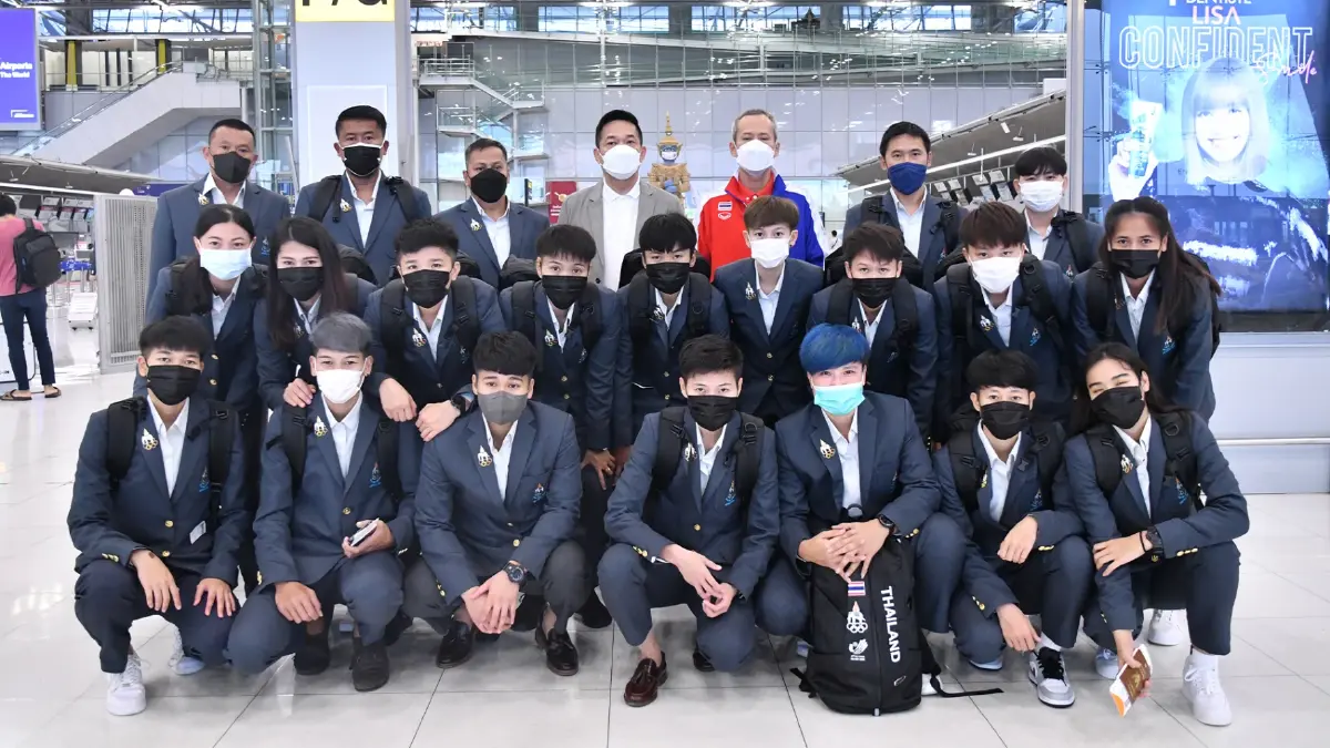 โต๊ะเล็กสาวไทยบินลัดฟ้าลุยซีเกมส์ "บิ๊กป่อม" กำชับมีสมาธิ มองไปทีละเกม โต๊ะเล็กสาวไทยบินลัดฟ้าลุยซีเกมส์ "บิ๊กป่อม" กำชับมีสมาธิ มองไปทีละเกม