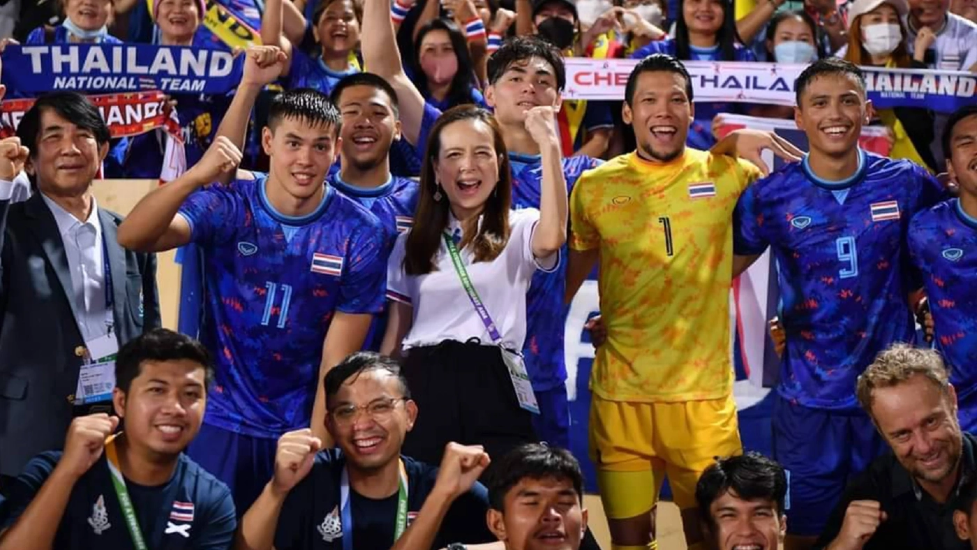 มาดามแป้ง ขอบคุณทัพช้างศึกและกองเชียร์ พิพัฒน์ มอบ 1 ล้าน