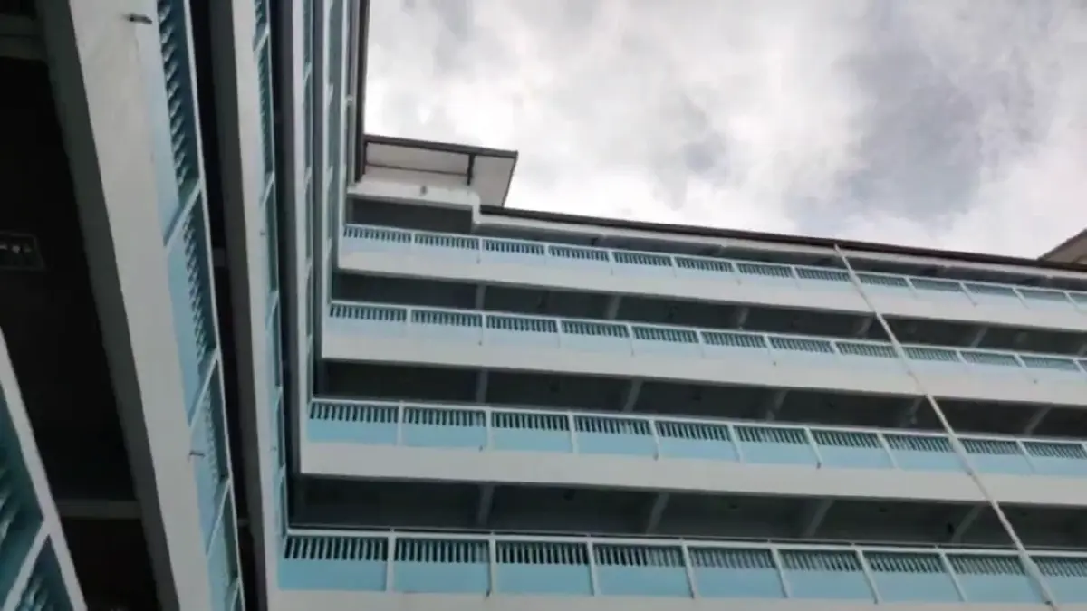ม.2 โรงเรียนชื่อดังโคราช กระโดดอาคารเรียน 8 ชั้น เสียชีวิตคาที่ ม.2 โรงเรียนชื่อดังโคราช กระโดดอาคารเรียน 8 ชั้น เสียชีวิตคาที่