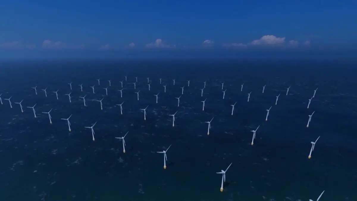 ห่วงโซ่อุตสาหกรรมไฟฟ้าพลังงานลมในไหหลำมูลค่า 50,000 ล้านหยวน (คลิป)