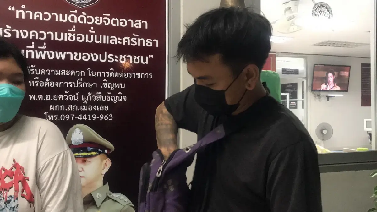 ฉุนขาด!ตามหาลูกไม่เจอ จ่อยิงหัวเพื่อนบ้าน3นัด โชคดีกระสุนด้าน ฉุนขาด!ตามหาลูกไม่เจอ จ่อยิงหัวเพื่อนบ้าน3นัด โชคดีกระสุนด้าน