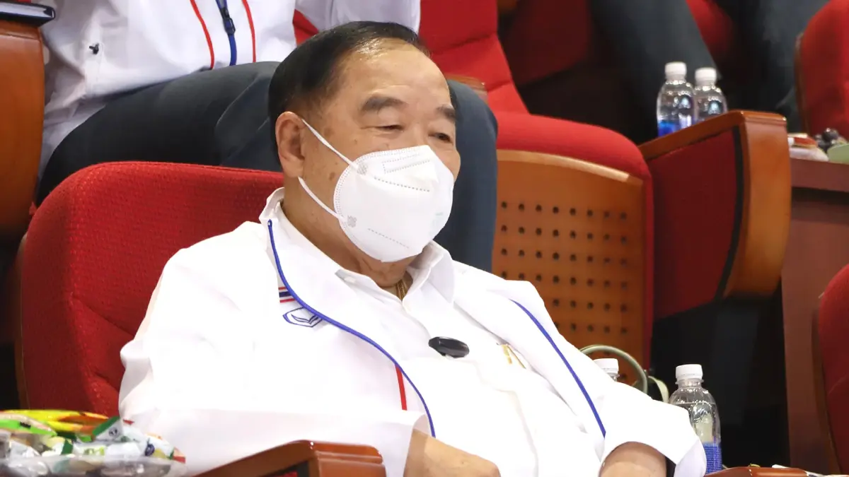 พล.อ.ประวิตร ร่วมเชียร์นักวอลเลย์บอลหญิง ทีมชาติไทย "ฮานอยเกมส์" พล.อ.ประวิตร ร่วมเชียร์นักวอลเลย์บอลหญิง ทีมชาติไทย "ฮานอยเกมส์"