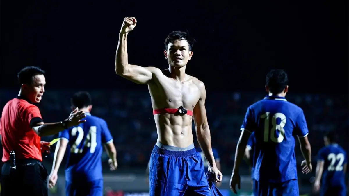 "อดิศักดิ์"ซัดชัยพาช้างศึกเฉือนเติร์กเมนิสถาน 1-0 เกมอุ่นฟีฟ่าเดย์ "อดิศักดิ์"ซัดชัยพาช้างศึกเฉือนเติร์กเมนิสถาน 1-0 เกมอุ่นฟีฟ่าเดย์