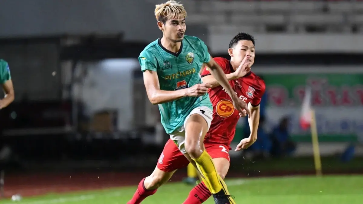 ลำปางเฉือนอเวย์โกลคว้าตั๋วเลื่อนชั้นไทยลีก