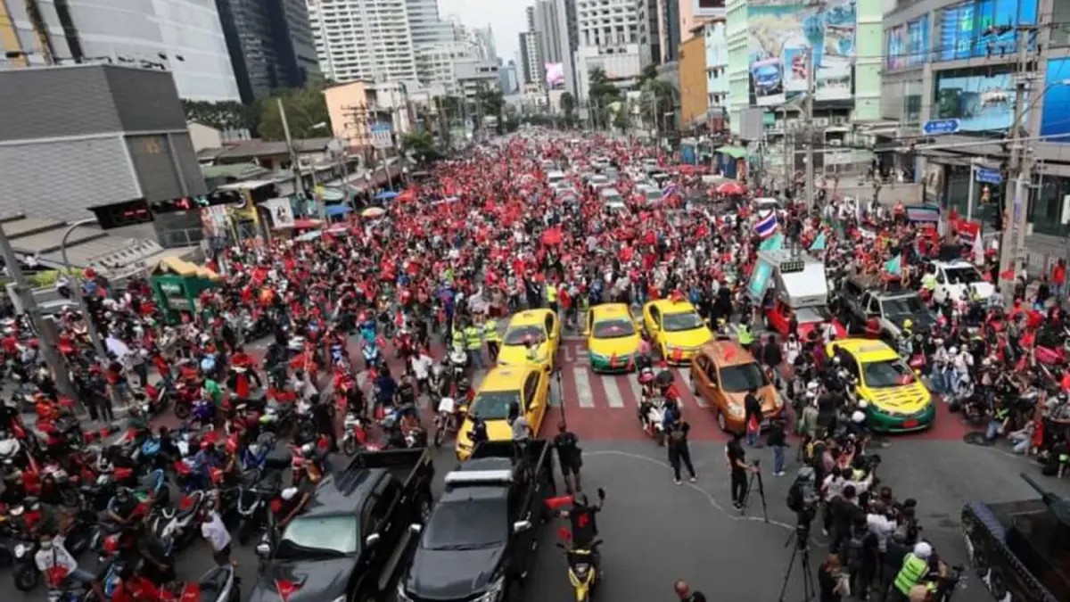 คนกรุง เตรียมรับม็อบดาวกระจาย 9 กลุ่ม ตั้งแต่เช้าจรดเย็น ที่ไหนบ้าง เช็กเลย คนกรุง เตรียมรับม็อบดาวกระจาย 9 กลุ่ม ตั้งแต่เช้าจรดเย็น ที่ไหนบ้าง เช็กเลย