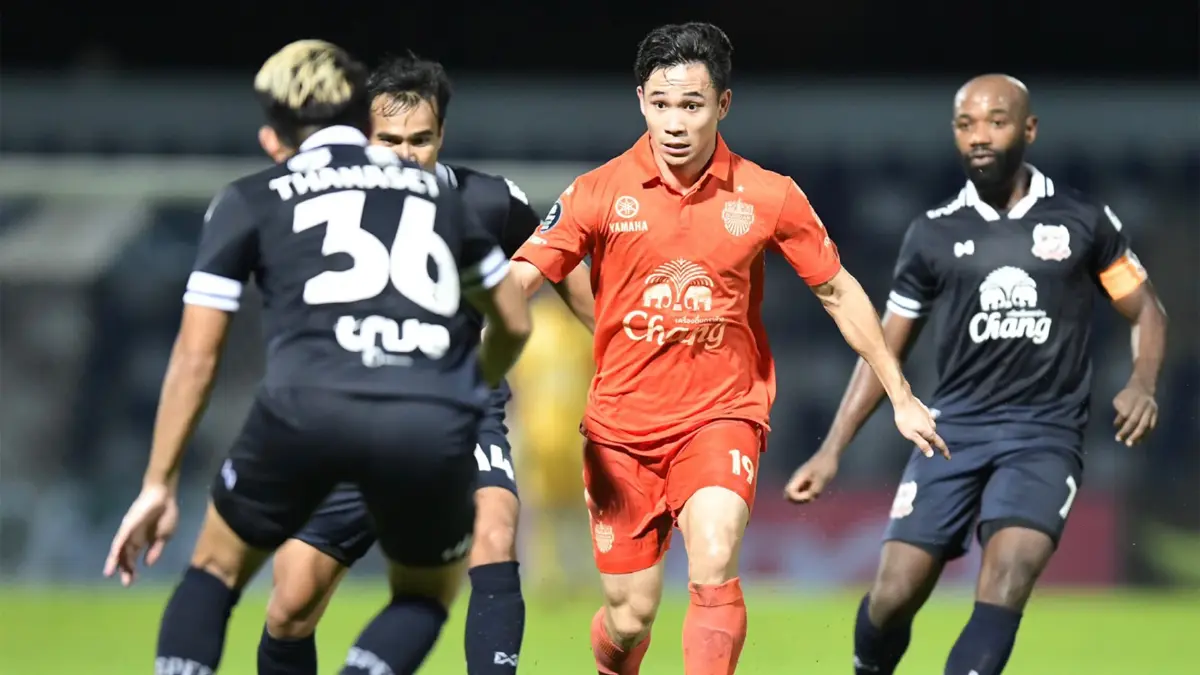 "สุภโชค" ซัดเบิ้ลพาบุรีรัมย์เฉือนสุพรรณฯ3-2ลิ่วชิงเอฟเอคัพ "สุภโชค" ซัดเบิ้ลพาบุรีรัมย์เฉือนสุพรรณฯ3-2ลิ่วชิงเอฟเอคัพ