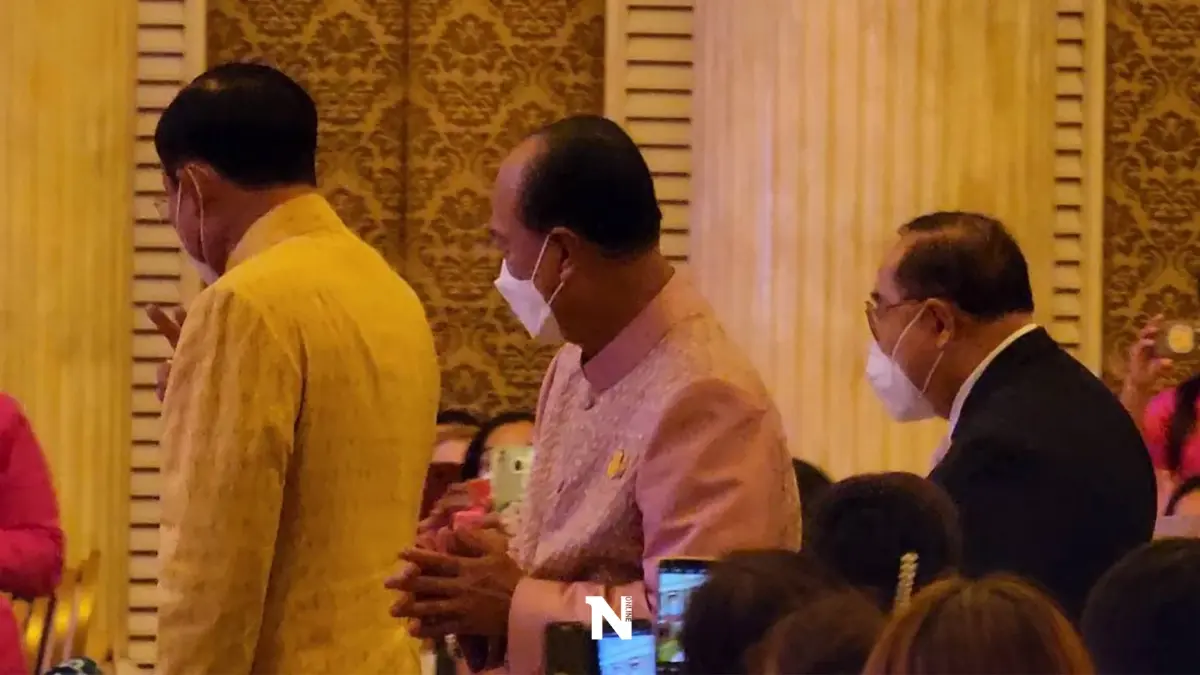 สยบรอยร้าว! 3 ป.​ร่วมเฟรมเปิดงาน​นอกทำเนียบฯครั้งแรก