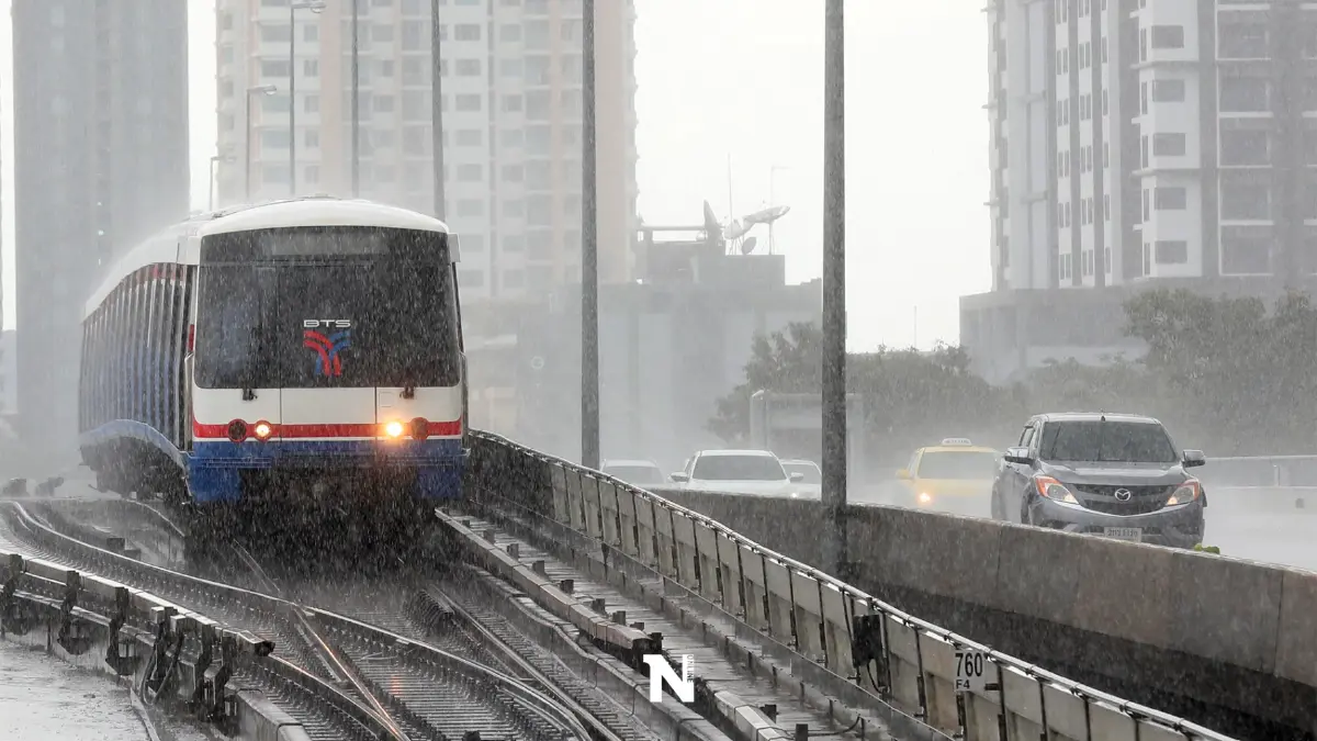 กรมอุตุฯ เตือนมรสุมปกคลุม ส่งผลฝนหนัก 50 จังหวัด กทม.มีฝนร้อยละ 60